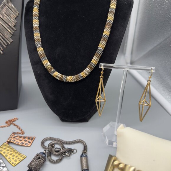 Vintage to Modern Silver & Gold Tone Lot Mixed Metals Jewelry - Picture 7 of 16